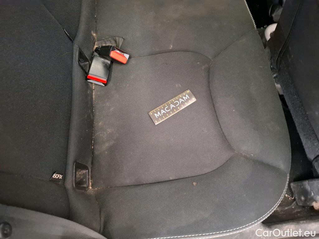  Renault  Clio  IV Business Eco2 1.5 dCi #40