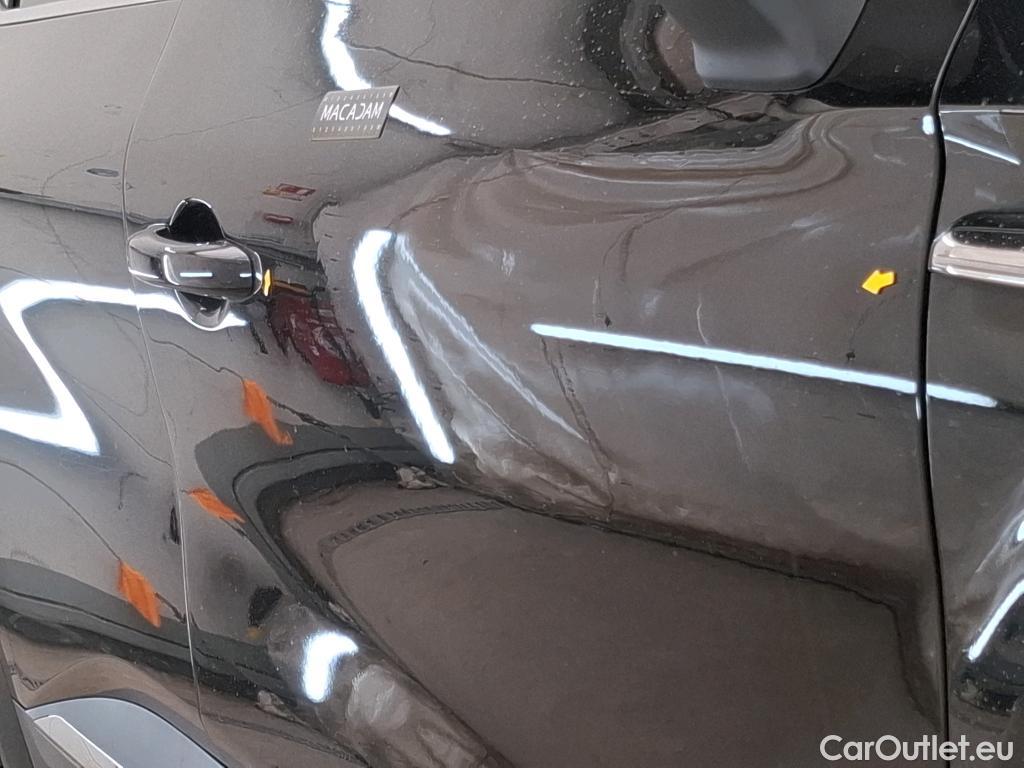  Renault  Captur RENAULT  / 2019 / 5P / SUV techno mild hybrid 160 EDC #3