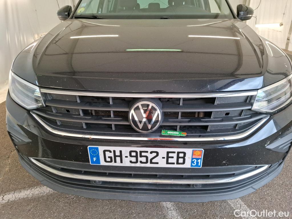  Volkswagen  Tiguan VOLKSWAGEN  / 2020 / 5P / SUV 2.0 TDI 150 DSG7 Life Business #48