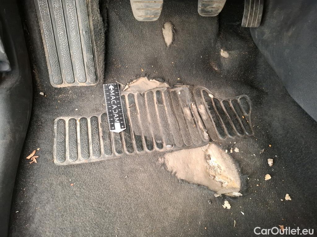  Renault  Clio  IV Air 1.5 dCi 75CV BVM5 E6 #1