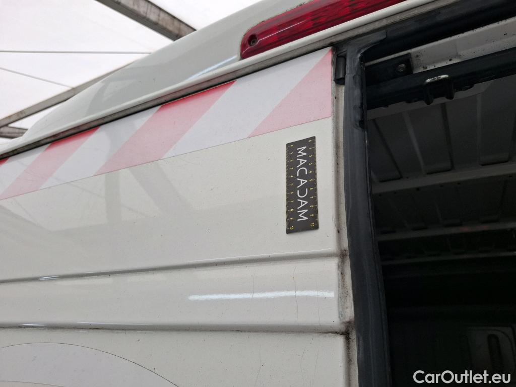  Citroen  Jumper  Fourgon Grand Volume 30 L2H2 Club BlueHDi 140 Start&Stop BlueHDi 140CV BVM6 E6dT #40