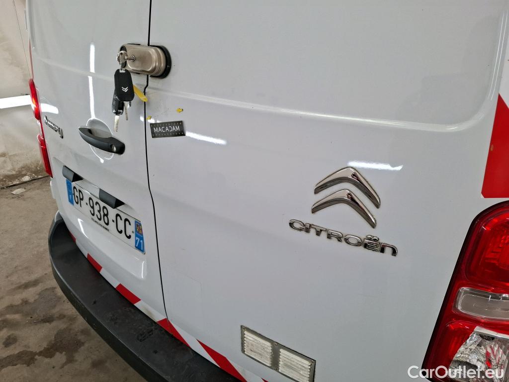 Citroen  Jumpy CITROEN  / 2016 / 4P / Fourgon tôlé M BlueHDi 100 S&S BVM6 #69