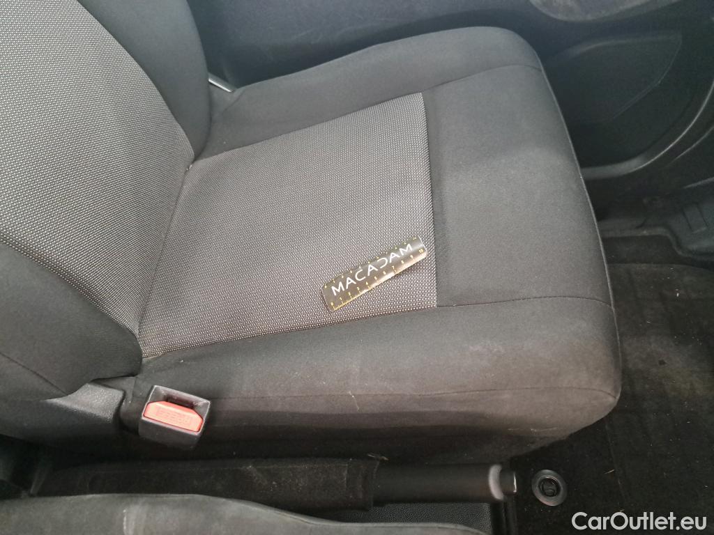  Opel  Vivaro OPEL  / 2019 / 4P / Fourgon tôlé 2.0 Diesel 145 Ptac aug L3 P.Busin auto #12