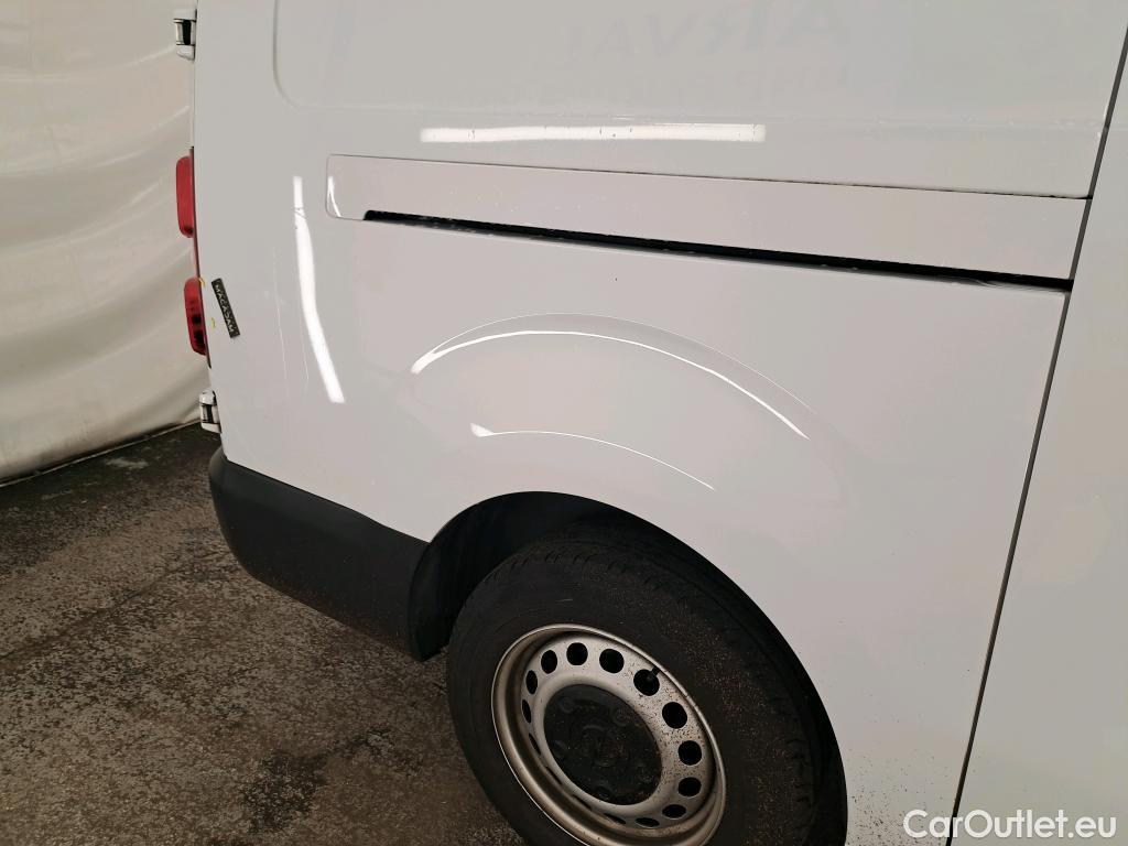  Opel  Vivaro OPEL  / 2019 / 4P / Fourgon tôlé 2.0 Diesel 145 Ptac aug L3 P.Busin auto #8