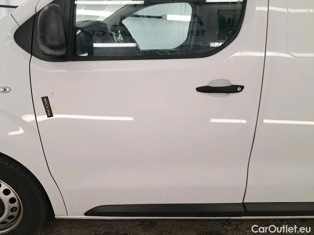  Opel  Vivaro OPEL  / 2019 / 4P / Fourgon tôlé 2.0 Diesel 145 Ptac aug L3 P.Busin auto #6