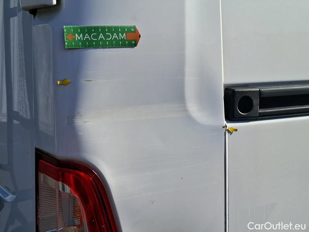  Renault  Master  III Fourgon L2H2 3 5 Grand Confort dCi 135CV BVM6 E6dT #16