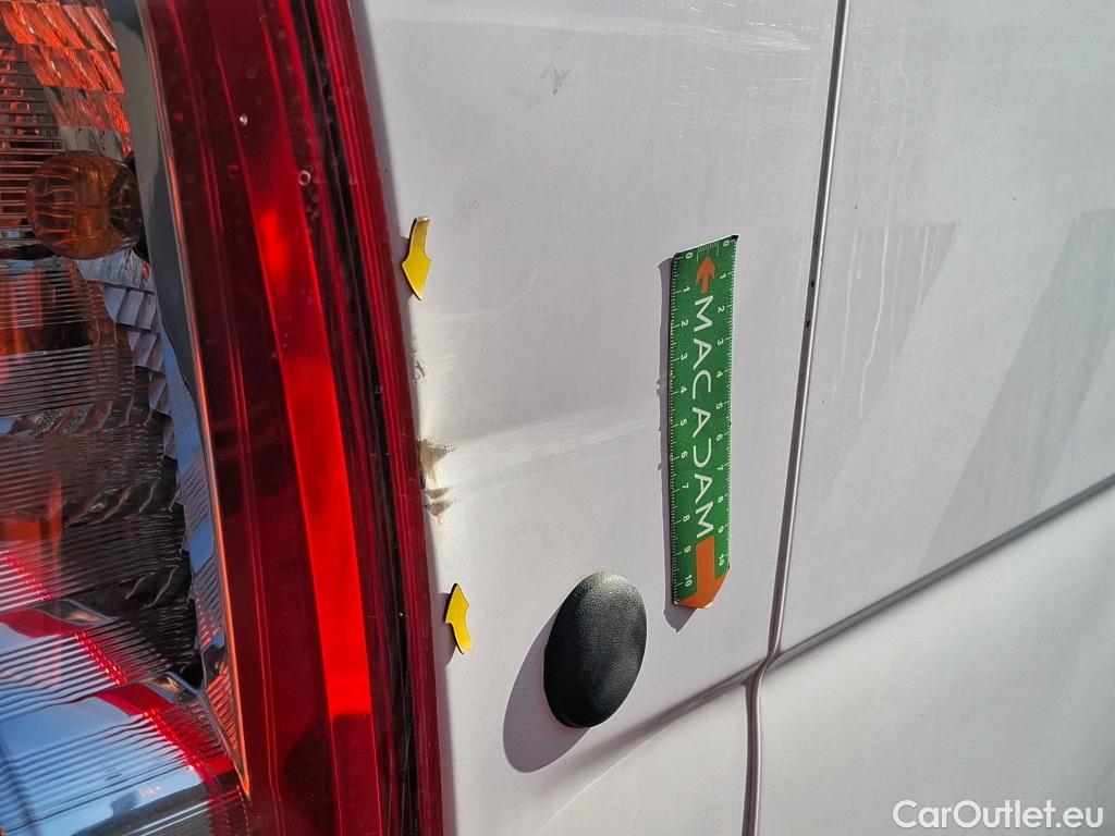  Renault  Master  III Fourgon L2H2 3 5 Grand Confort dCi 135CV BVM6 E6dT #18