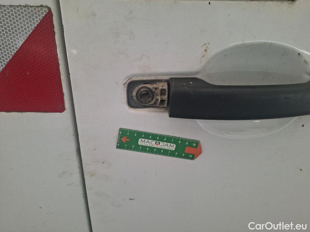  Renault  Master RENAULT  VU 4p Fourgon FG GCf Trac F3500 L3H2 Energy dCi 145 E6 #133