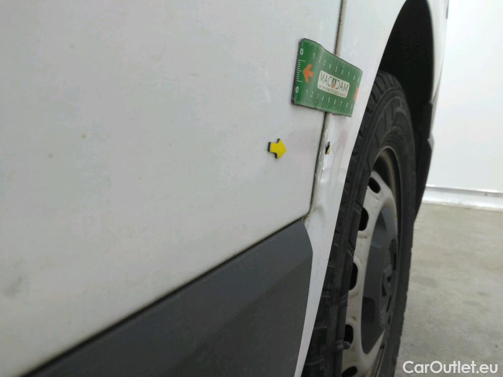  Renault  Trafic  Fourgon L1H1 3T Grand Confort 2.0 dCi 130CV BVM6 E6d #22