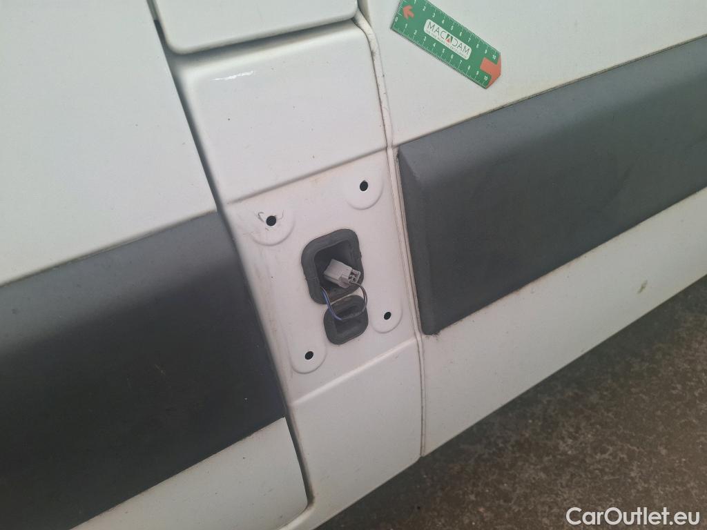  Renault  Master RENAULT  VU 4p Fourgon FG GCf Trac F3500 L3H2 Energy dCi 145 E6 #113