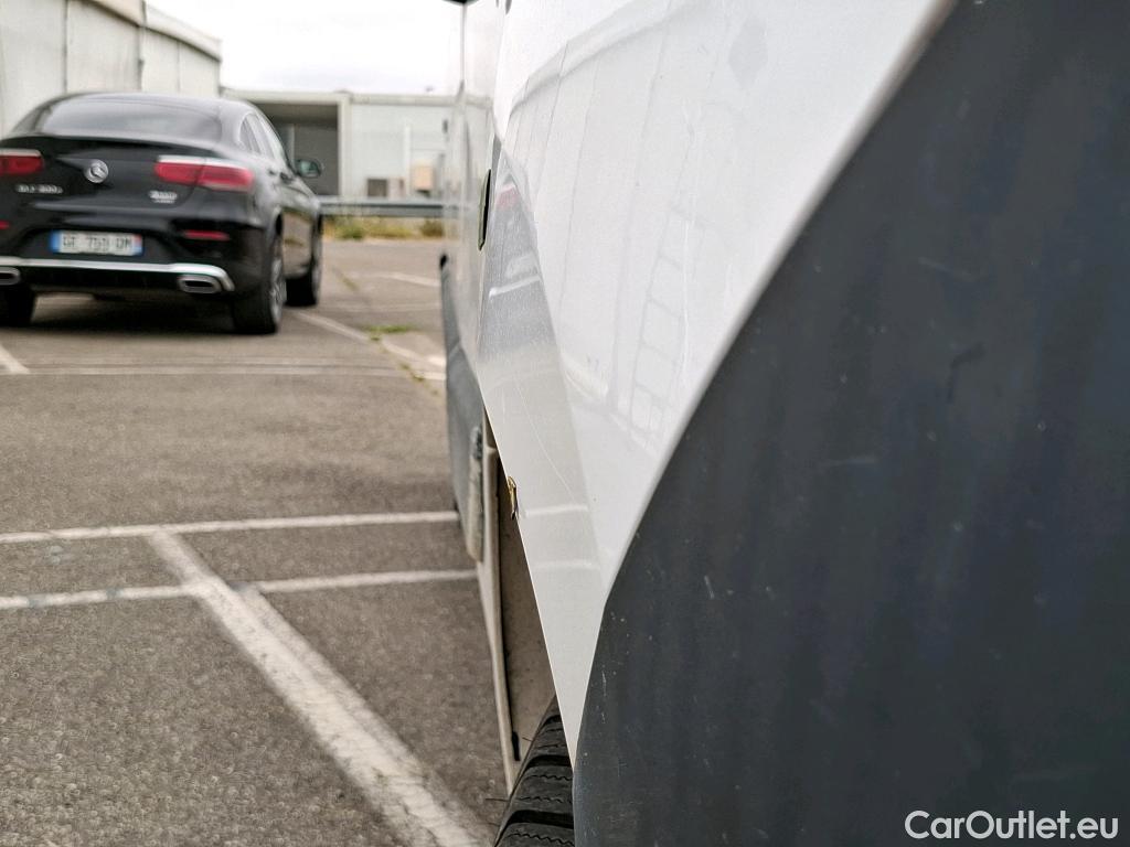  Renault  Master  Fourgon L2H2 3 5 Grand Confort dCi 135CV BVM6 E6dT #11