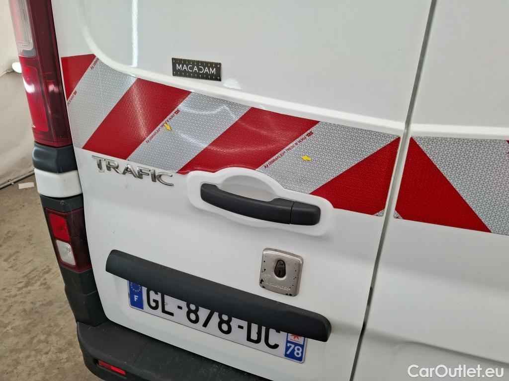  Renault  Trafic  Fourgon L1H1 3T Grand Confort 2.0 dCi 130CV BVM6 E6d #15