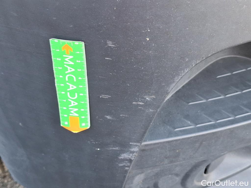 Renault  Master  III Fourgon L2H2 3 5 Grand Confort dCi 135CV BVM6 E6dT #61