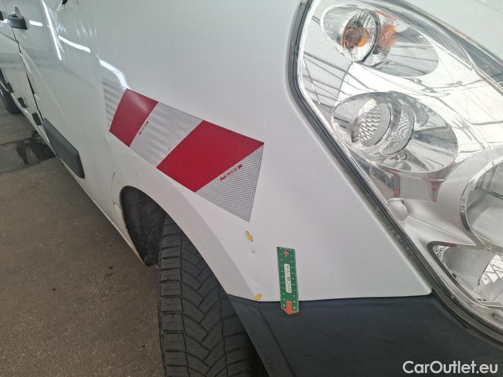  Renault  Master RENAULT  VU 4p Fourgon FG GCf Trac F3500 L3H2 Energy dCi 145 E6 #70