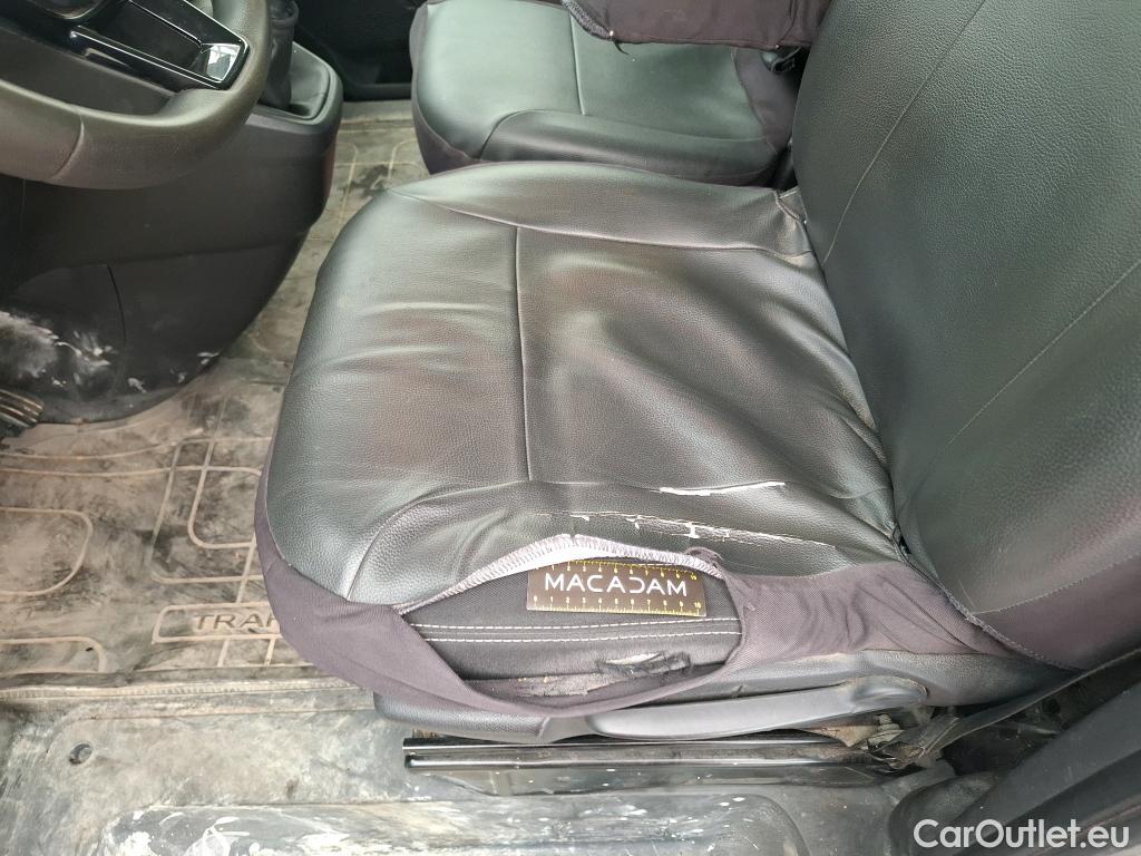  Renault  Trafic  Fourgon L1H1 3T Grand Confort 2.0 dCi 130CV BVM6 E6d #33