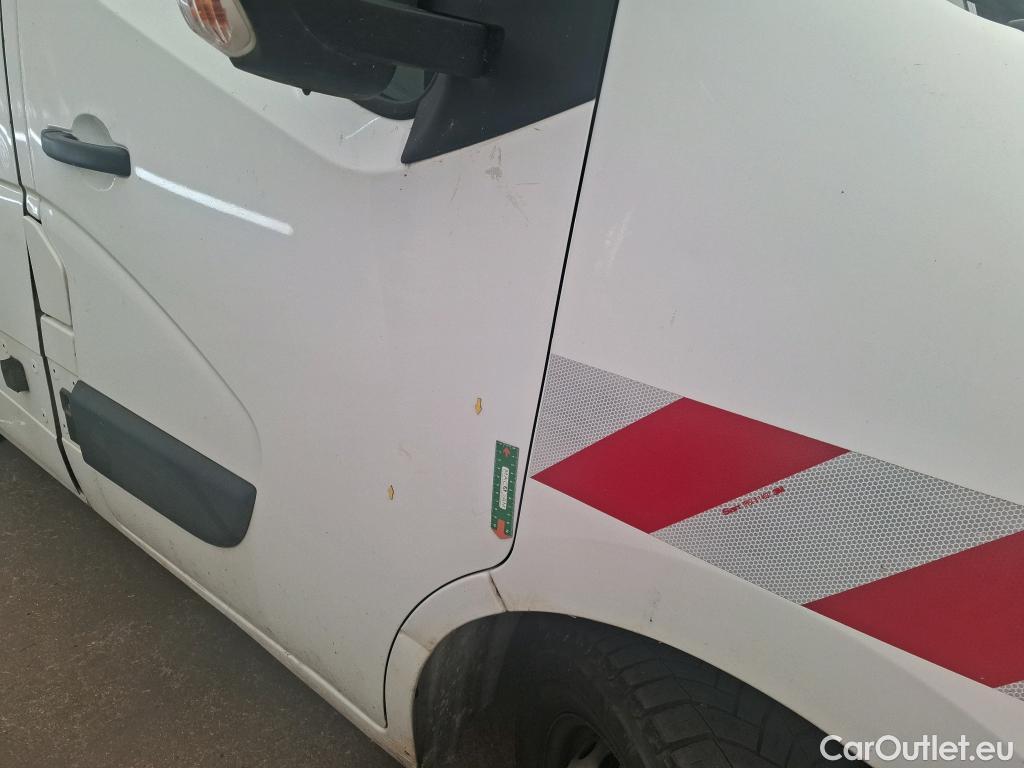 Renault  Master RENAULT  VU 4p Fourgon FG GCf Trac F3500 L3H2 Energy dCi 145 E6 #61