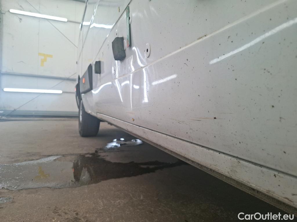  Renault  Master RENAULT  VU 4p Fourgon FG GCf Trac F3500 L3H2 Energy dCi 145 E6 #22