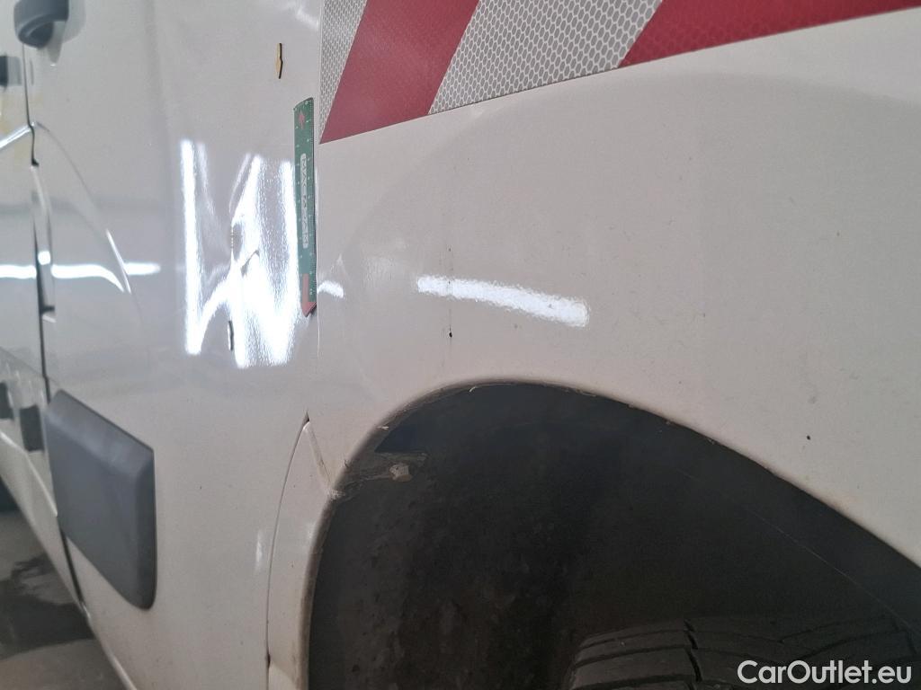  Renault  Master RENAULT  VU 4p Fourgon FG GCf Trac F3500 L3H2 Energy dCi 145 E6 #63