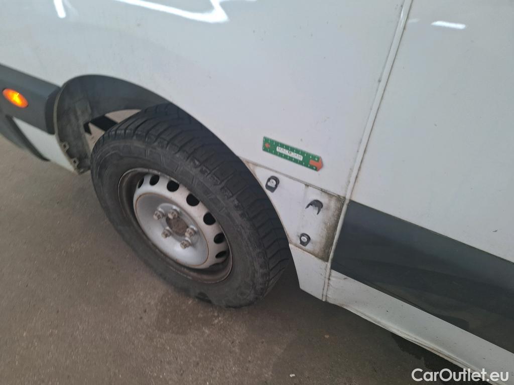  Renault  Master RENAULT  VU 4p Fourgon FG GCf Trac F3500 L3H2 Energy dCi 145 E6 #102