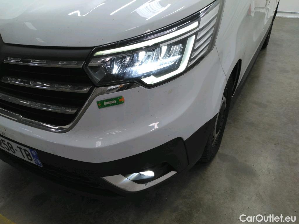  Renault  Trafic  Fourgon L1H1 3T Grand Confort 2.0 dCi 130CV BVM6 E6d #35