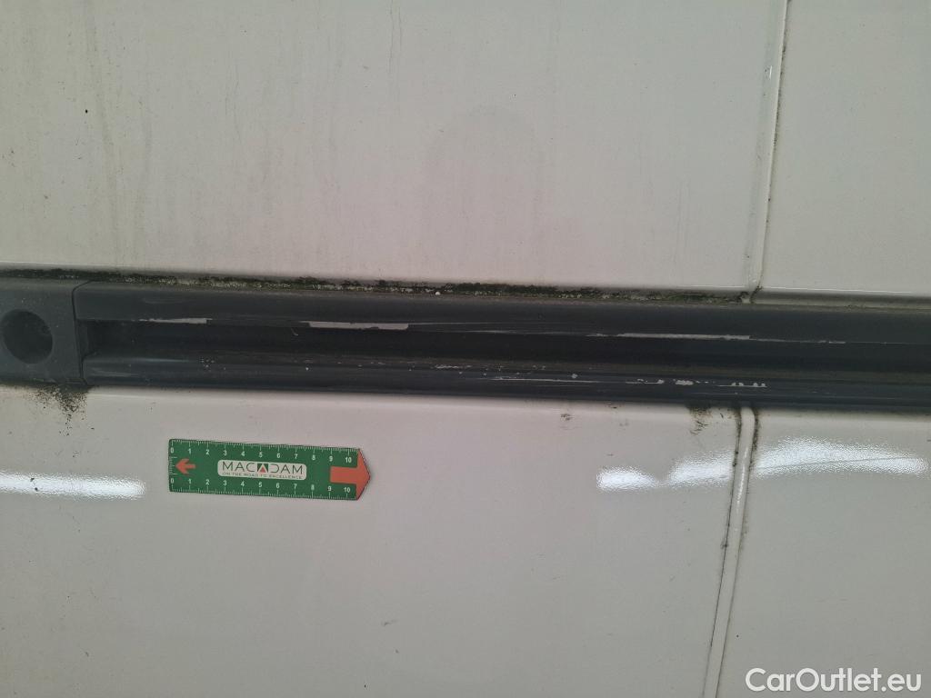  Renault  Master RENAULT  VU 4p Fourgon FG GCf Trac F3500 L3H2 Energy dCi 145 E6 #118