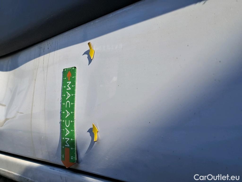  Renault  Master  III Fourgon L2H2 3 5 Grand Confort dCi 135CV BVM6 E6dT #10