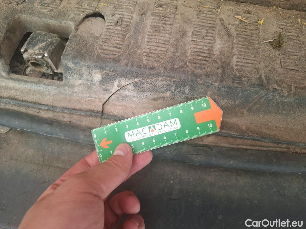  Renault  Master RENAULT  VU 4p Fourgon FG GCf Trac F3500 L3H2 Energy dCi 145 E6 #106