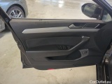  Volkswagen  Passat Volkswagen  Variant 2.0 TDI EVO 150 KM DSG Business 5d #29