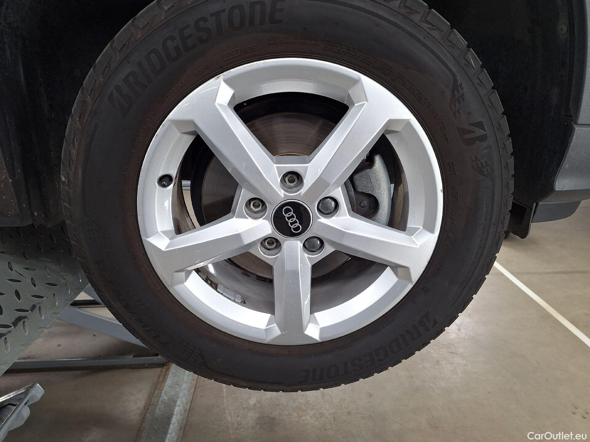  Audi  Q2 Audi,  FL'20, Audi  1.0 30 TFSI 81kW Attraction 5d #14