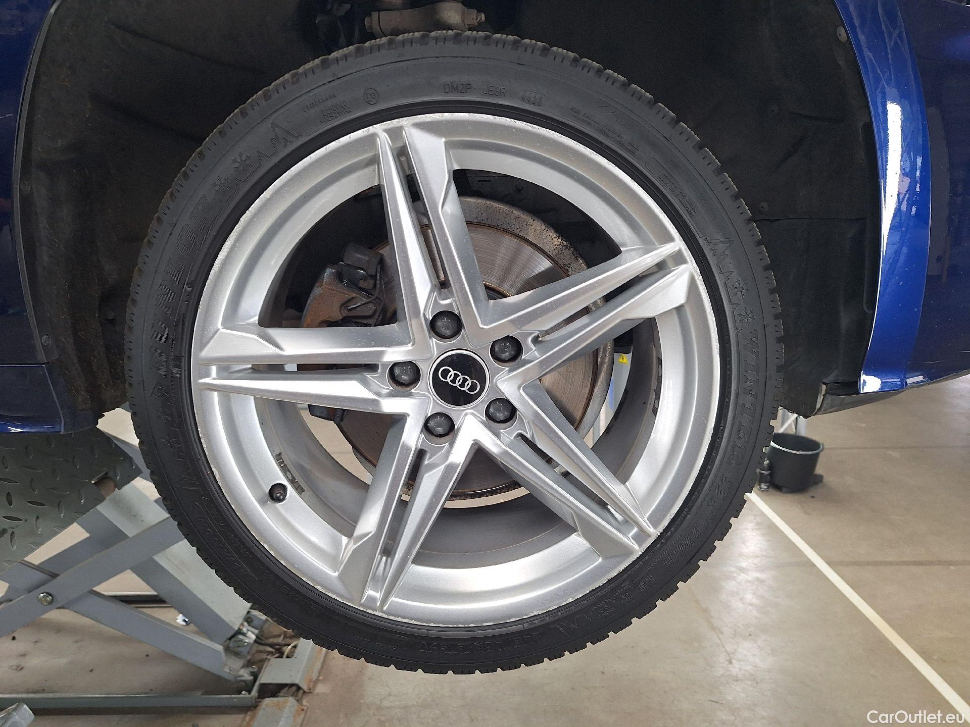  Audi  A5 Sportback Audi, A5 SB FL'20, Audi  30 TDI S tronic Bus. Ed. S Line  #30