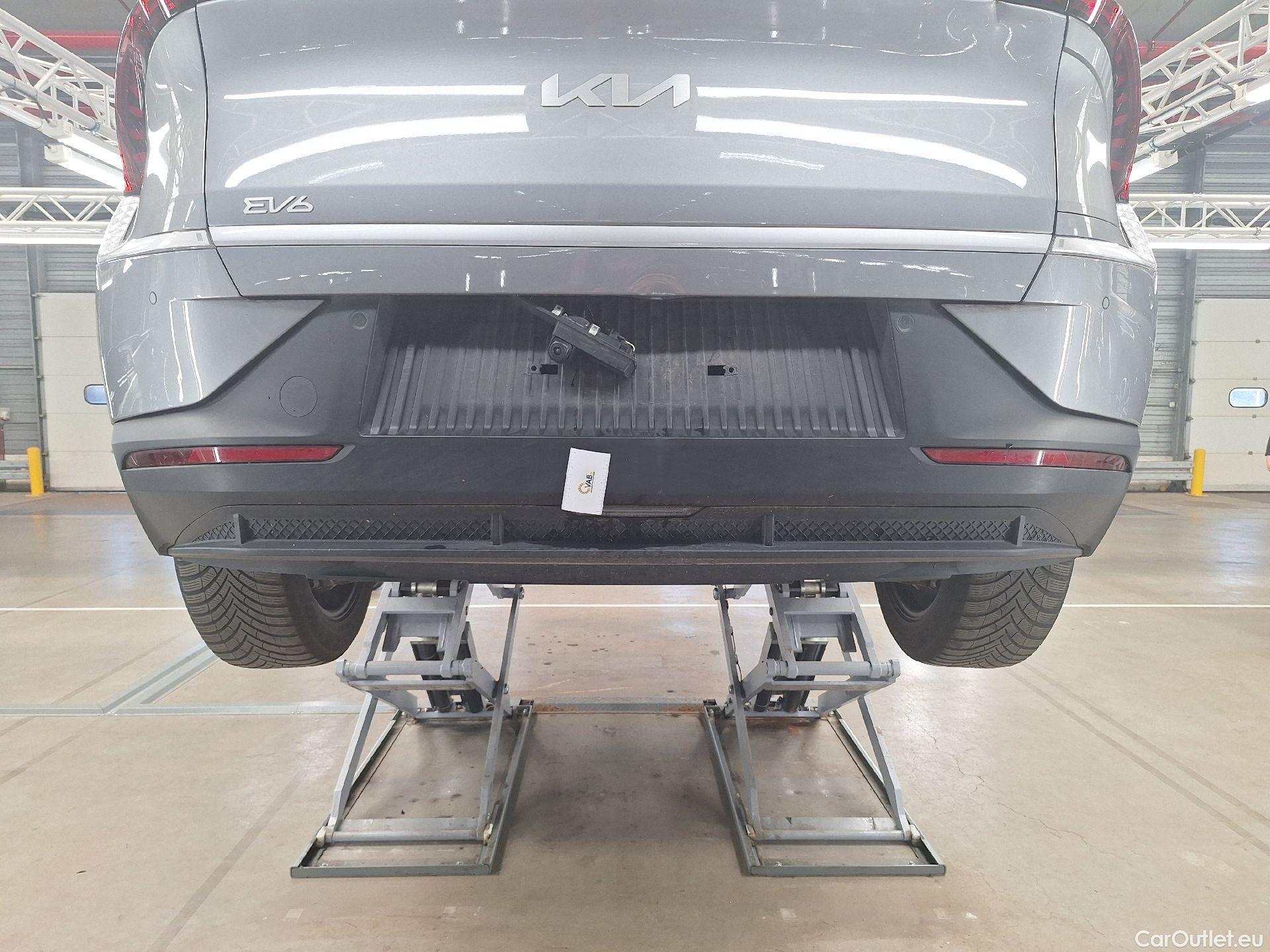  KIA  Ev6 Kia,  '21 BEV, KIA  BEV 77,4 kWH Air 5d #31