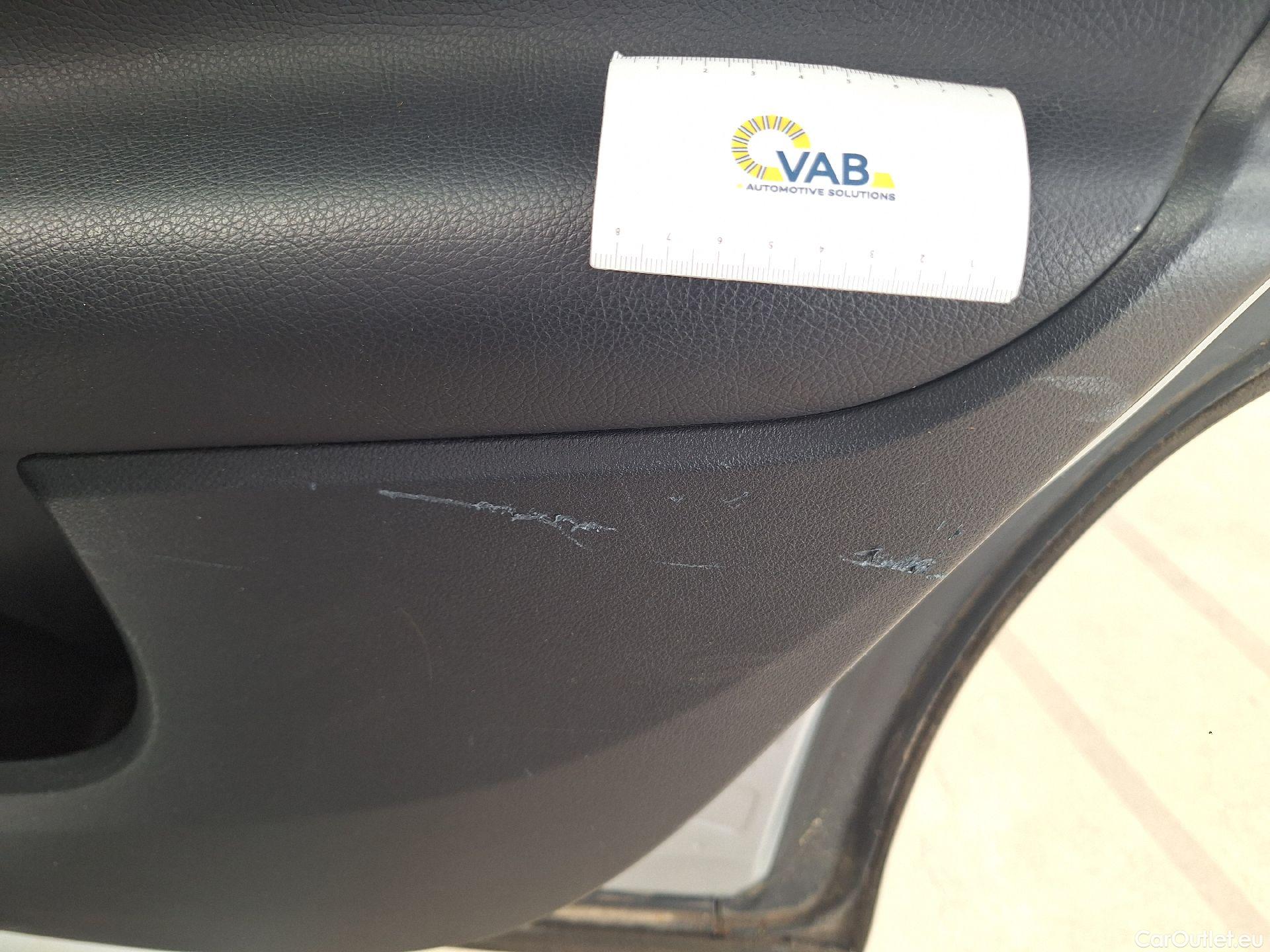  Mercedes  B-Klasse Mercedes, GLB '19, Mercedes-Benz GLB GLB 180 d Business Solution 5d #30