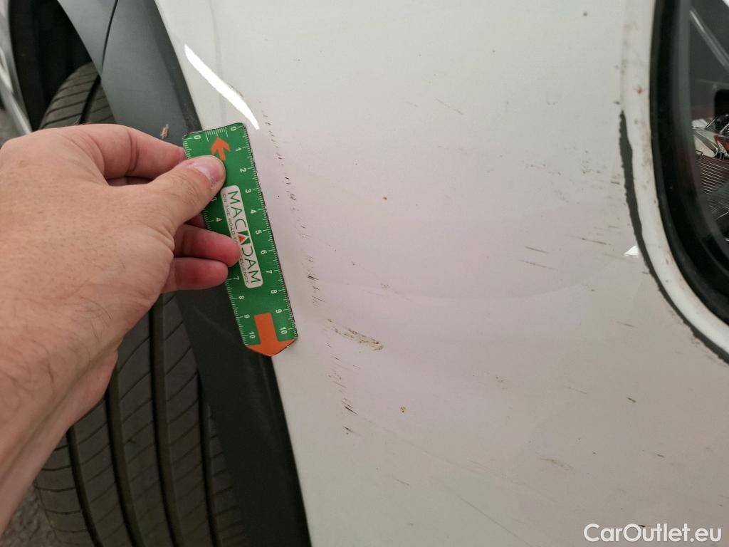 Citroen  C3  Société Feel 1.2 PureTech 80CV BVM5 6E #6