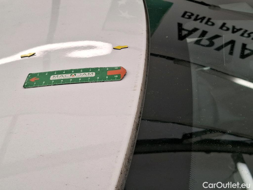  Citroen  C3  Société Feel 1.2 PureTech 80CV BVM5 6E #2