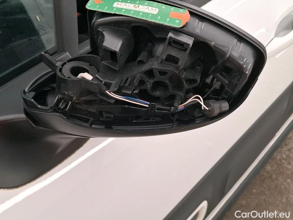  Citroen  C3  Société Feel 1.2 PureTech 80CV BVM5 6E #8