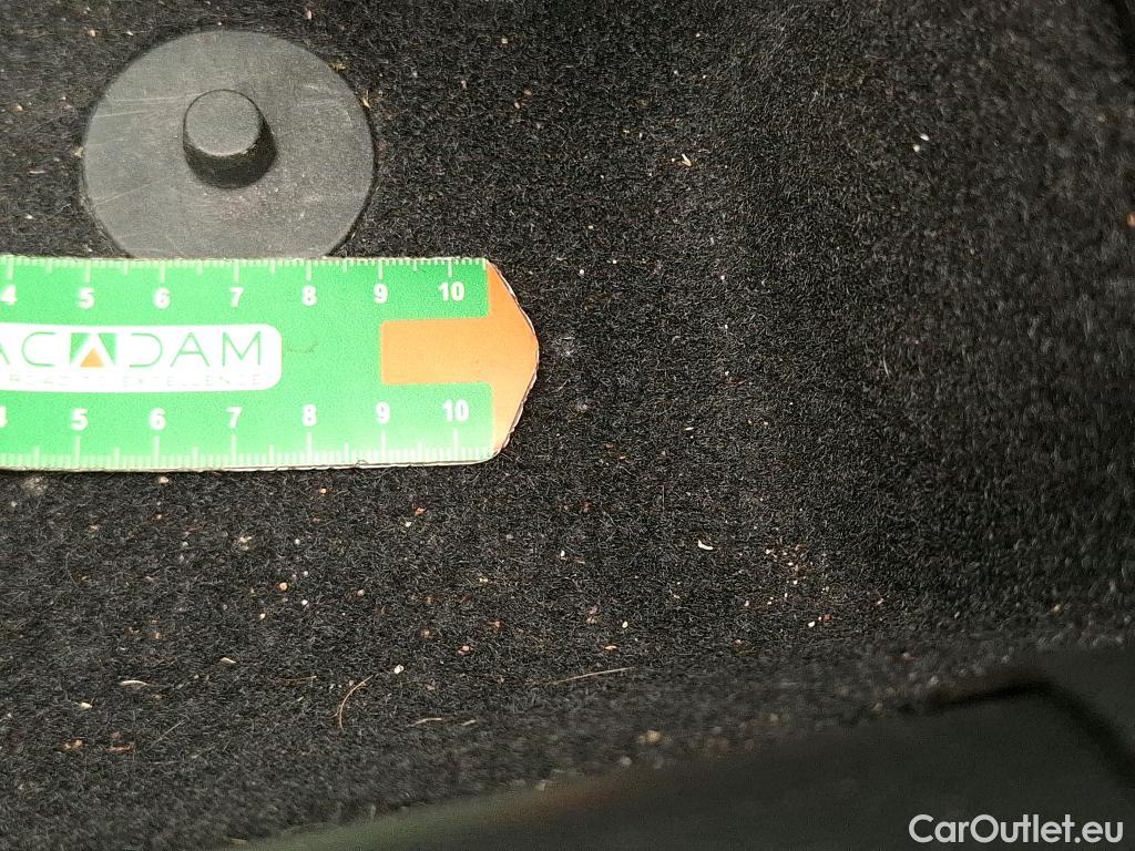  Citroen  C3  Société Feel 1.2 PureTech 80CV BVM5 6E #15