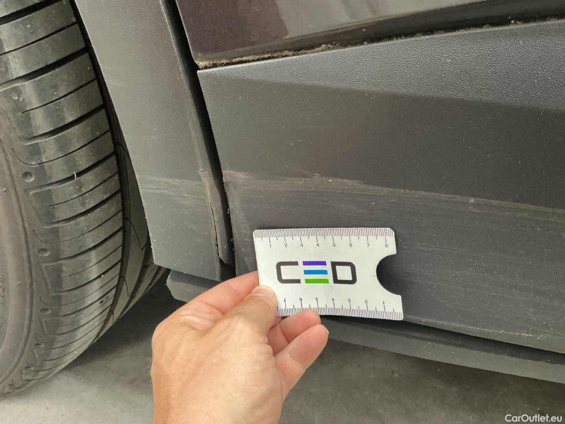  Volkswagen  ID.4 VW,  '20 BEV, Volkswagen  77 kWh - Business 5d #33