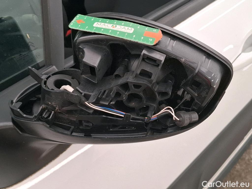  Citroen  C3  Société Feel 1.2 PureTech 80CV BVM5 6E #12