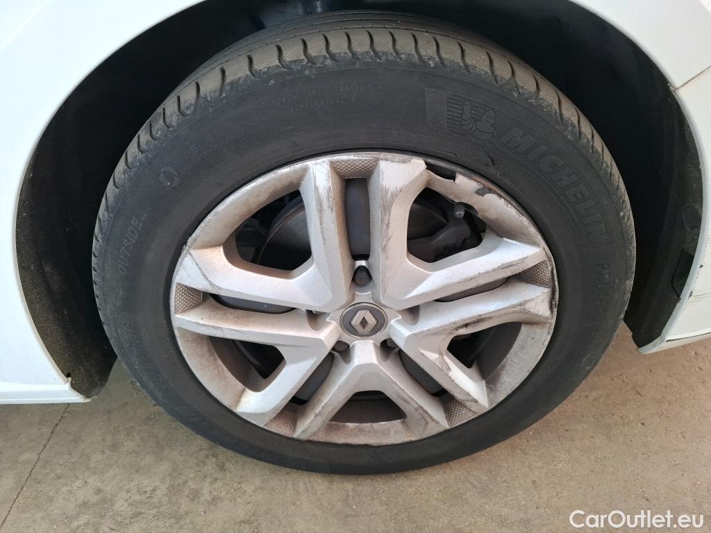  Renault  Megane  IV Berline 5pt. Business 1.5 dCi 115CV BVM6 E6dT #32