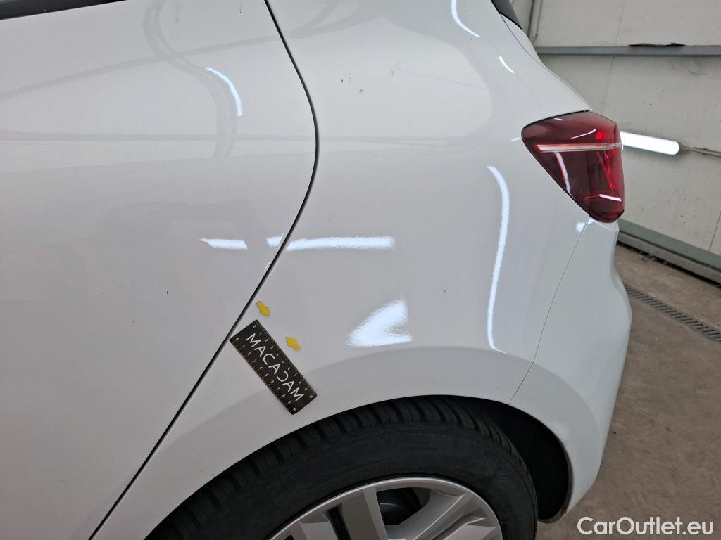  Renault  Clio  V Business 1.6 E-TECH Hybrid 140CV BVA6 E6d #30