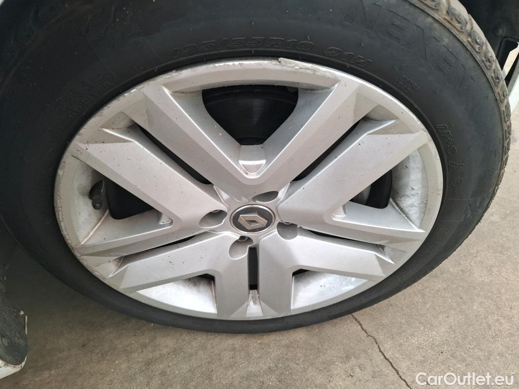  Renault  Clio  V Business 1.6 E-TECH Hybrid 140CV BVA6 E6d #37
