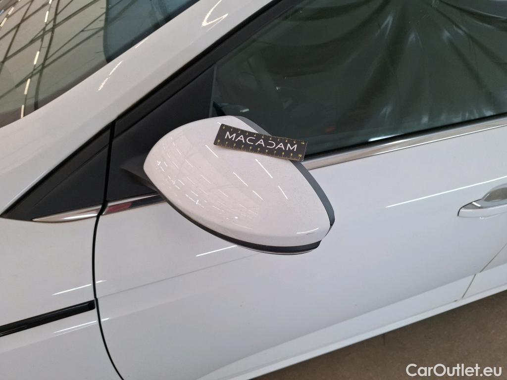  Renault  Megane  IV Berline 5pt. Business 1.5 dCi 115CV BVM6 E6dT #63