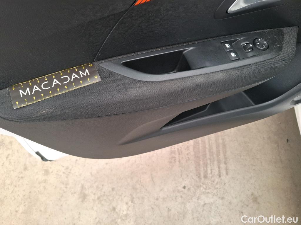  Peugeot  208  (e-) Active Business R 50kWh BVA #39