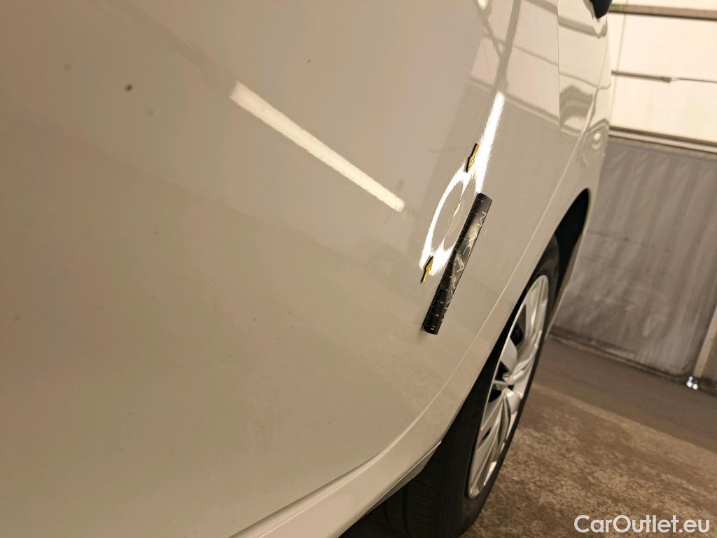  Peugeot  208  Premium 1.5 HDi 100CV BVM6 E6d #18