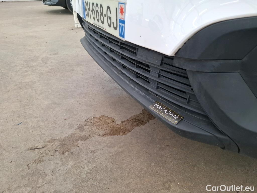  Opel  Combo OPEL  / 2018 / 4P / Fourgonnette 1.5 diese 100ch L2H1/augme CARGO PACK C #11