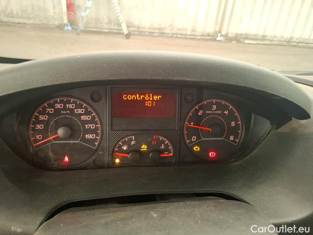  Citroen  Jumper CITROEN  Benne SC / 2014 / 2P / Benne basculante 35 L2 BlueHDi 130 BVM6 Confort #25