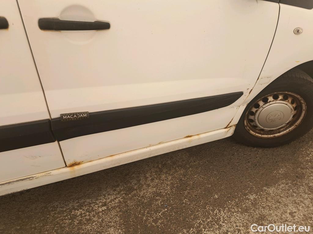  Peugeot  Expert  Fourgon  Fourgon L1H1 Confort 1.6 90CV #47