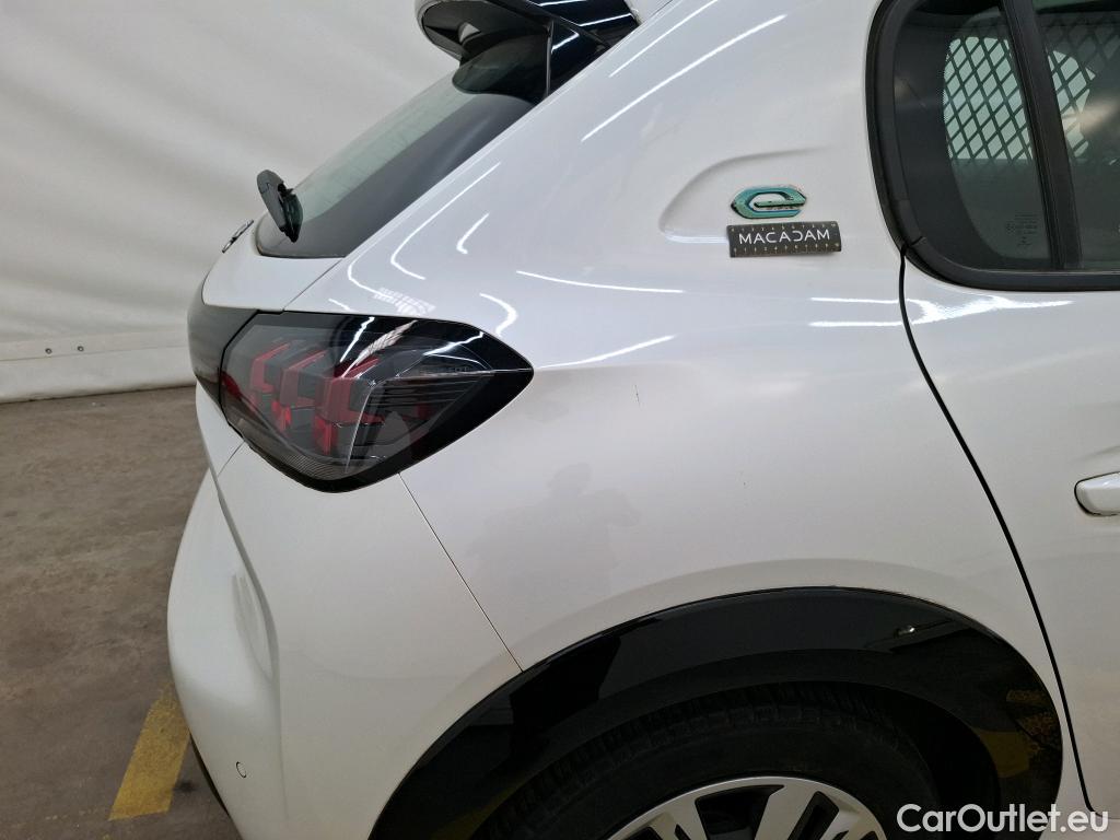  Peugeot  208  (e-) Active Business R 50kWh BVA #18