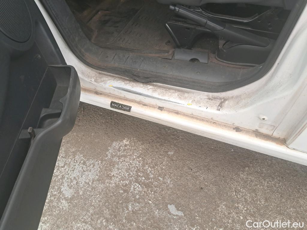  Peugeot  Expert  Fourgon  Fourgon L1H1 Confort 1.6 90CV #37
