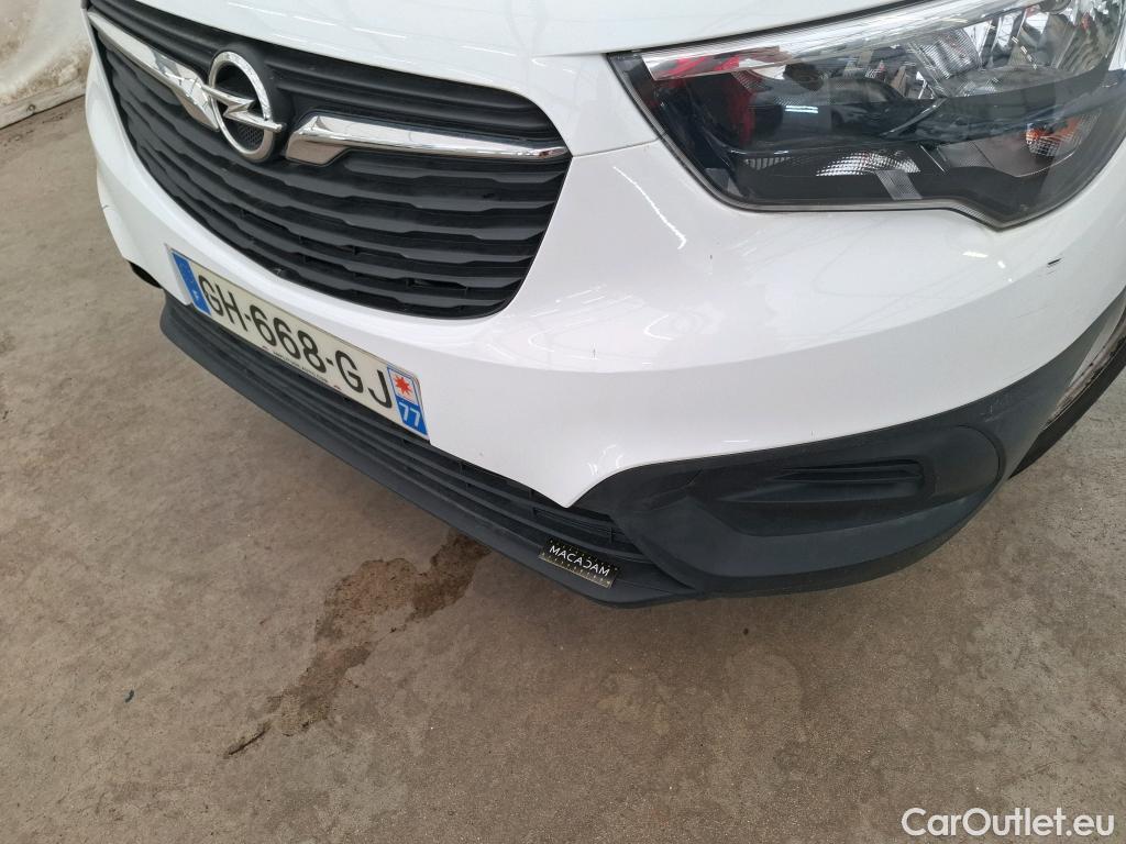  Opel  Combo OPEL  / 2018 / 4P / Fourgonnette 1.5 diese 100ch L2H1/augme CARGO PACK C #14